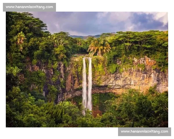 毛里求斯：蓝调秘境中的自然与人文交响