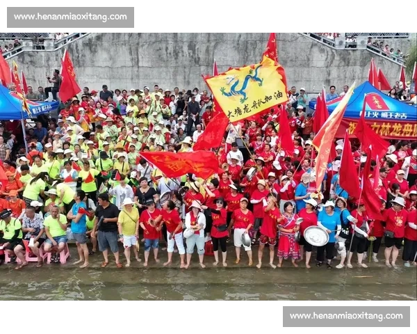 集纳|麻阳龙舟:陆上行舟的千年图腾与乡愁 集纳|麻阳龙舟:陆上行舟的千年图腾与乡愁